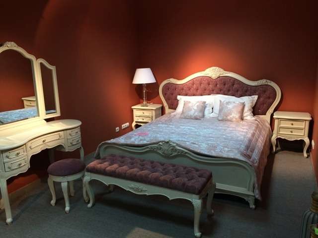 Купить спальню Софи из натурального дерева