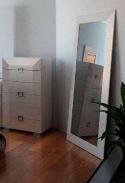 karat_white2-zerkalo Высокий белый комод Карат