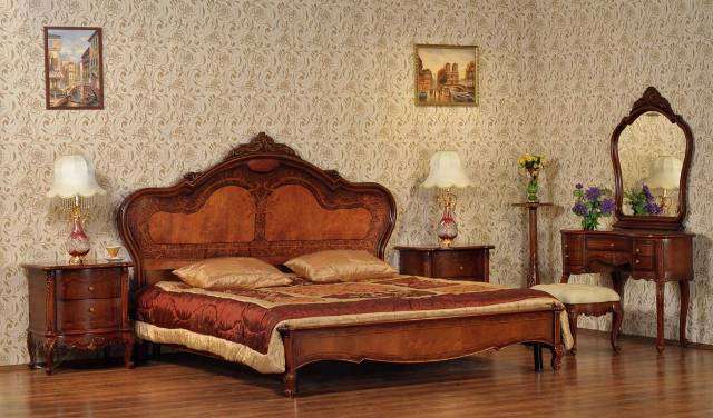 Спальня 205 без обивки изголовья и с низким изножьем