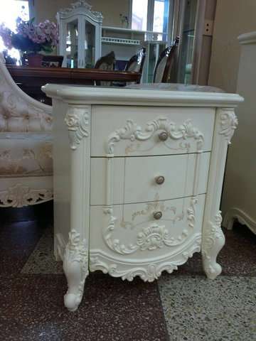 тумбочка в спальню