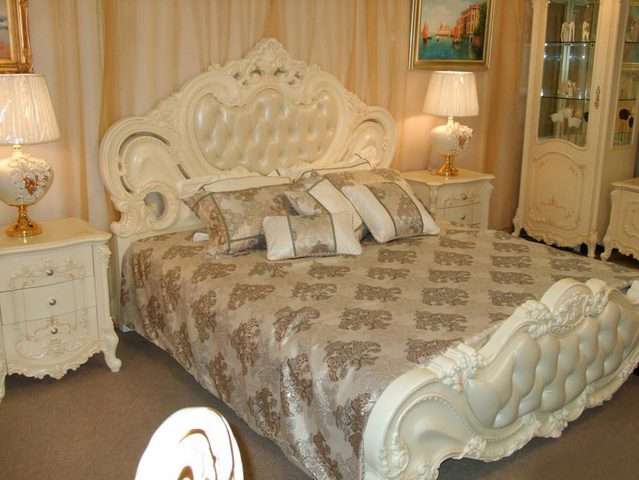 кровать с мягким изголовьем экокожа