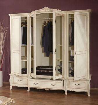 наполнение шкафа Аркад белой спальни