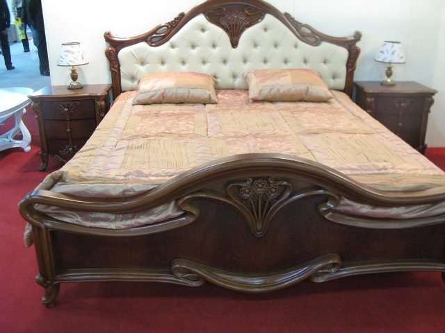 Спальня 1205– это изысканные очертания, элегантные формы и неповторимая отделка.