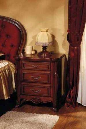 Прикроватная тумба Аркад с фрезерованными фасадами цвет орех