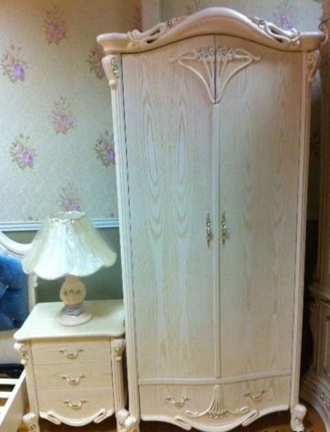 шкаф двухдверный и тумба прикроватная