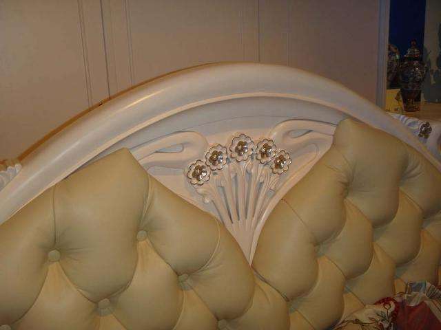 кожаное изголовье кровати Карпентер 108