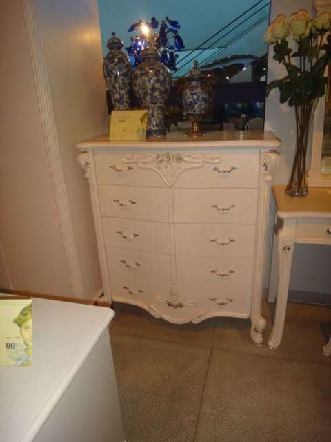 комод с спальную