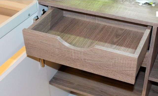 выдвижные ящики спальни