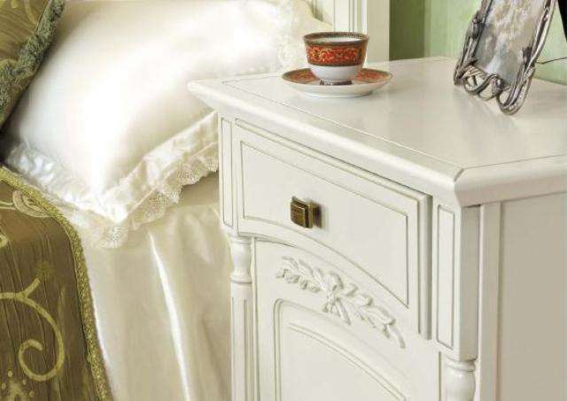 тумба прикроватная