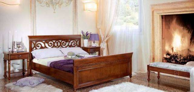 кровать Бурбон Румыния