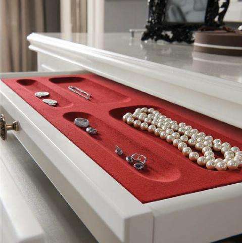 выдвижной ящик туалетного стола