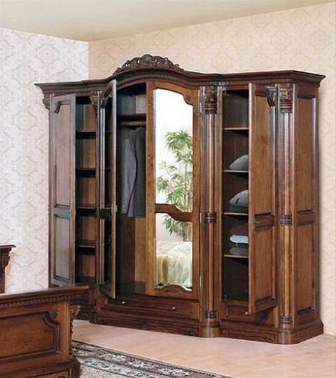 шкаф на 5 дверей из массива дерева