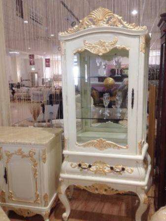 витрина белая однодверная