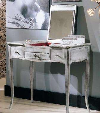 столик в стиле прованс