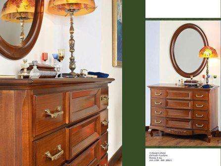 комод с зеркалом