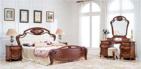 Спальня Monaco CF 8719 в благородном ореховом цвете выполнена с использованием технологии шелкографии. На фасады нанесен рисунок, покрытый лаком.