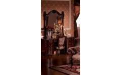 Стол туалетный Карпентер 220 выделяется симметричной конструкцией и состоит из тумб с выдвижными ящиками. В комплекте с зеркалом стол поможет организовать в помещении удобное место для нанесения макияжа. На столешнице расположите декоративные предметы, которые подчеркнут индивидуальность вашей спальни. Размеры: 1500*600*1980