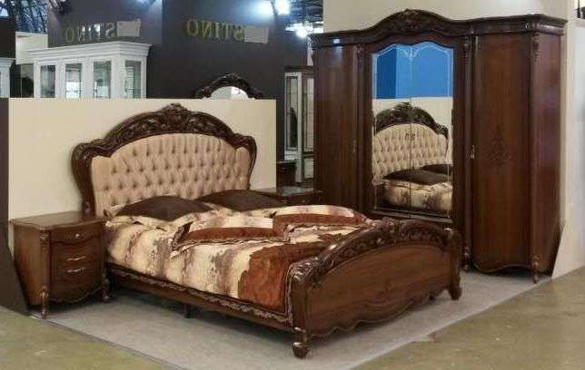 В состав набора мебели для спальни Дженифер входят