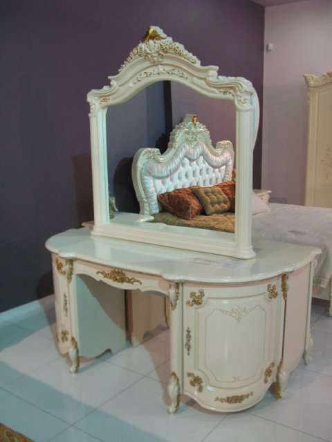 фото туалетного стола белого