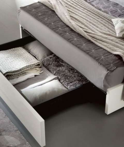 Империя кровать