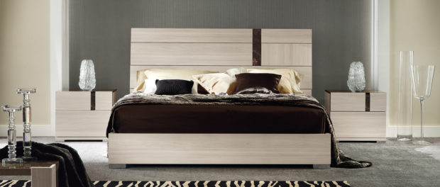 Кровать Теодора из массива