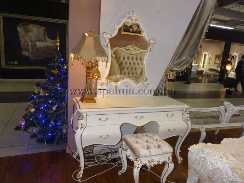 будуарный столик с пуфом в спальную комнату www.spalnia.com.ua