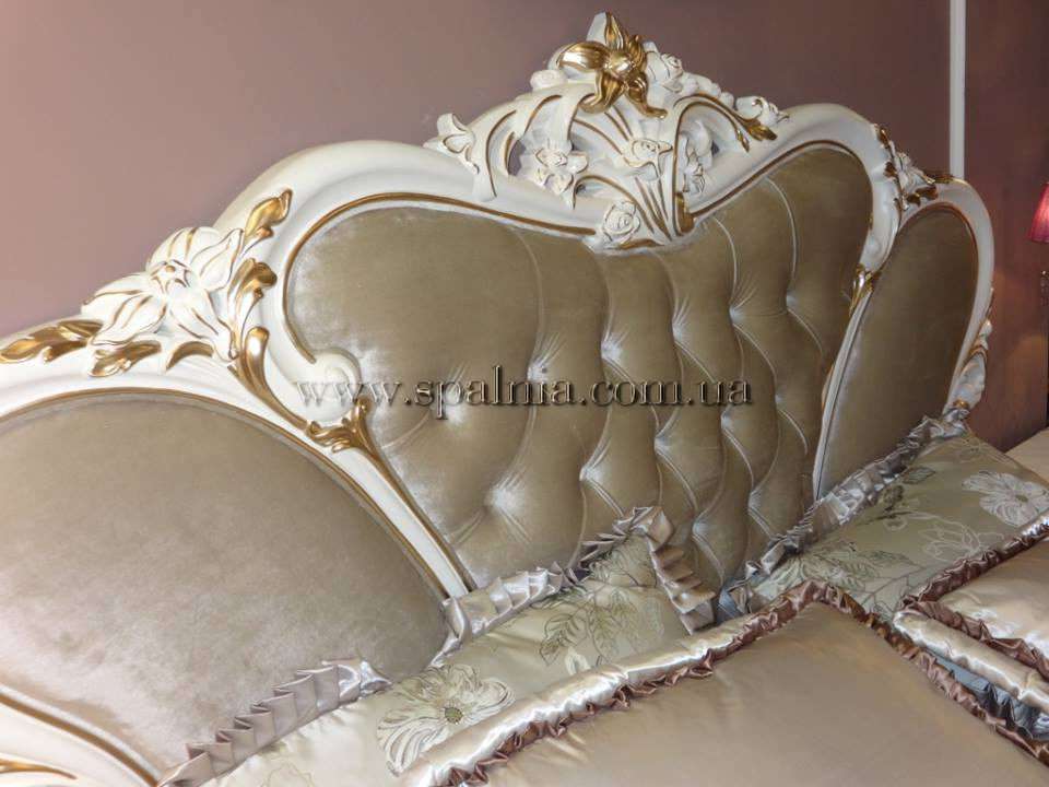 Мягкое изголовье кровати Пале Рояль в Ровно