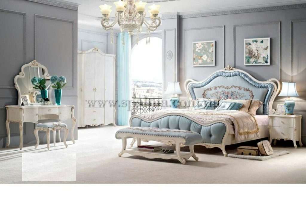 Дорогая белая классическая спальня в стиле Прованс Николь.