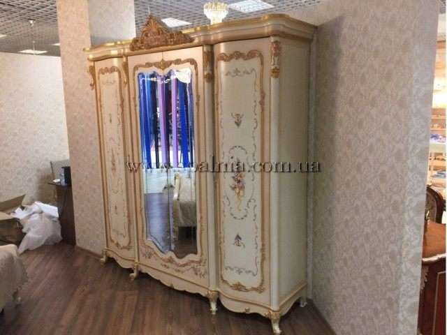 Шкаф четырехдверный с инкрустацией Лайма