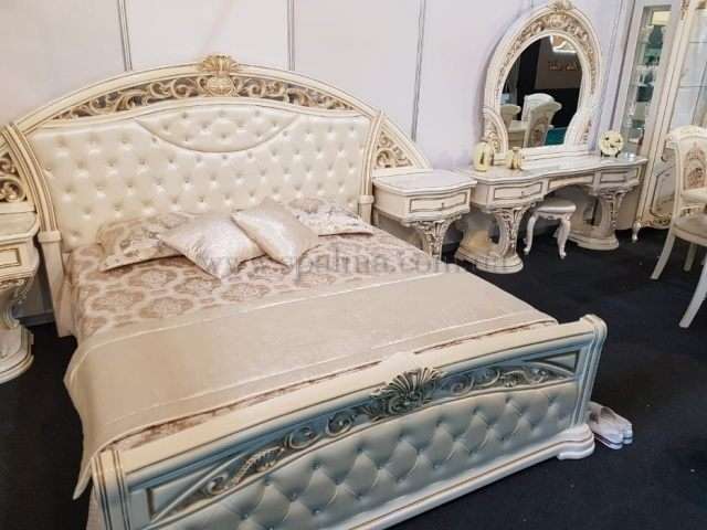 Белая кровать Латифа с стиле барокко, Слониммебель