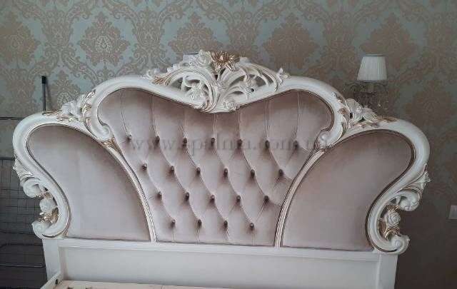 Мягкое резное изголовье двухспальной кровати Пале Рояль, ENIGMA
