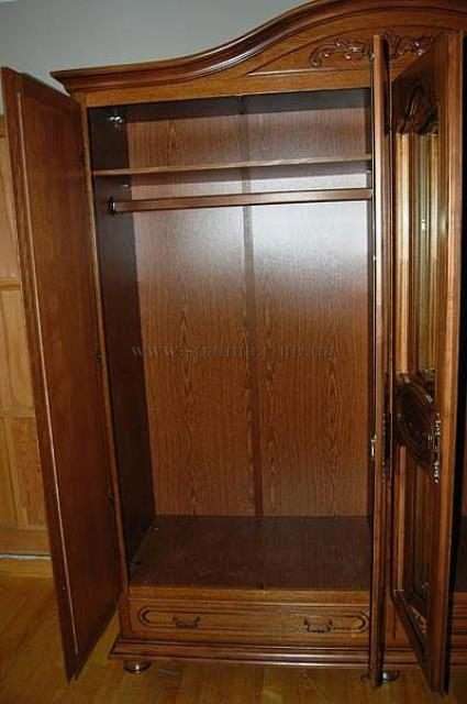 Внутреннее наполнение румынского шкафа для спальни Валентина Румыния