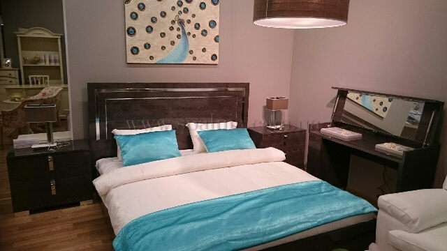 спальный гарнитур из натурального дерева