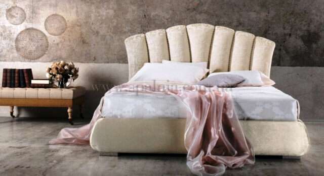 Мягкая кровать с высоким изголовьем www.spalnia.com.ua