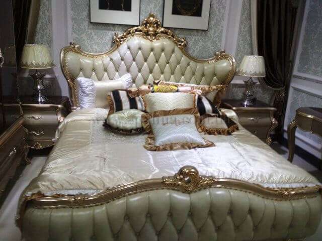 В этом разделе представлены спальни из массива(только натуральное дерево - гевея, береза, бук, дуб)