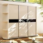 Світла спальня у стилі класика Грація