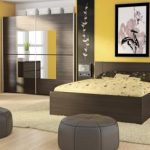 Світла спальня у стилі класика Грація