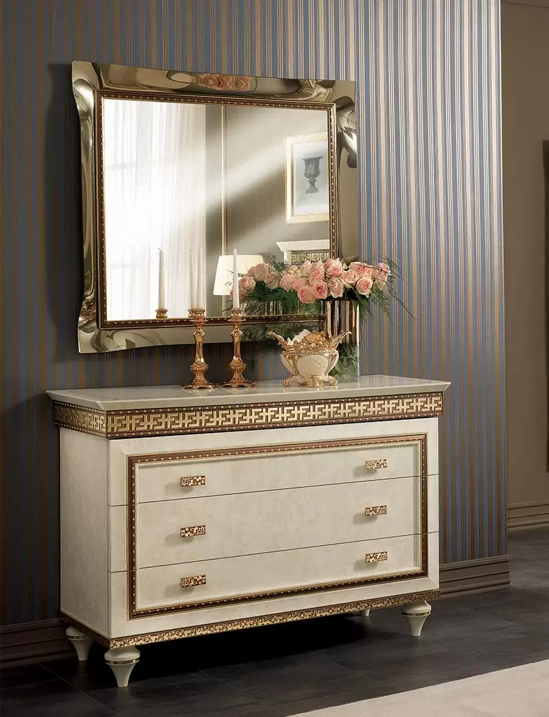 Спальня в классическом стиле "fantasia"