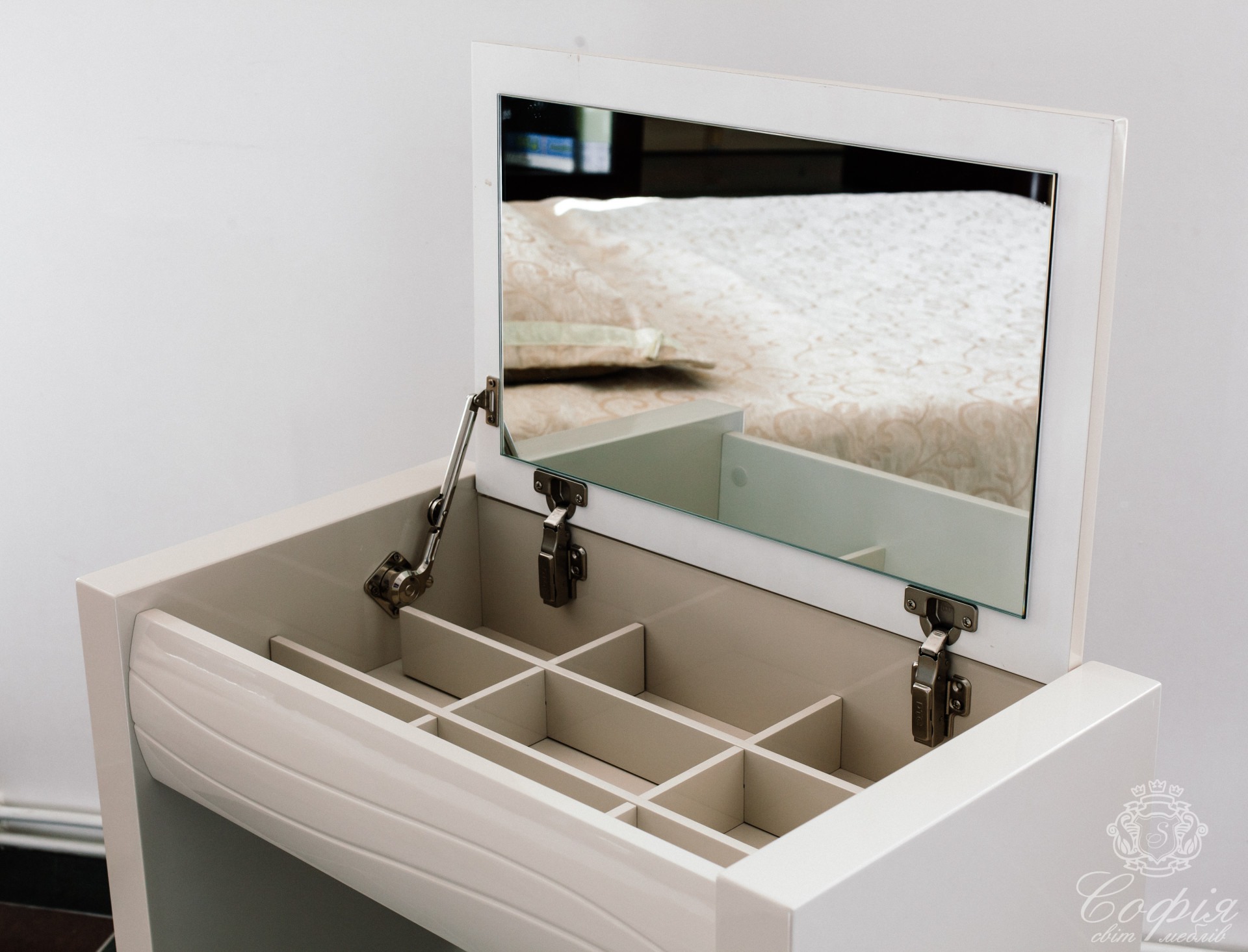 Спальня Тиффани Спальня Тиффани