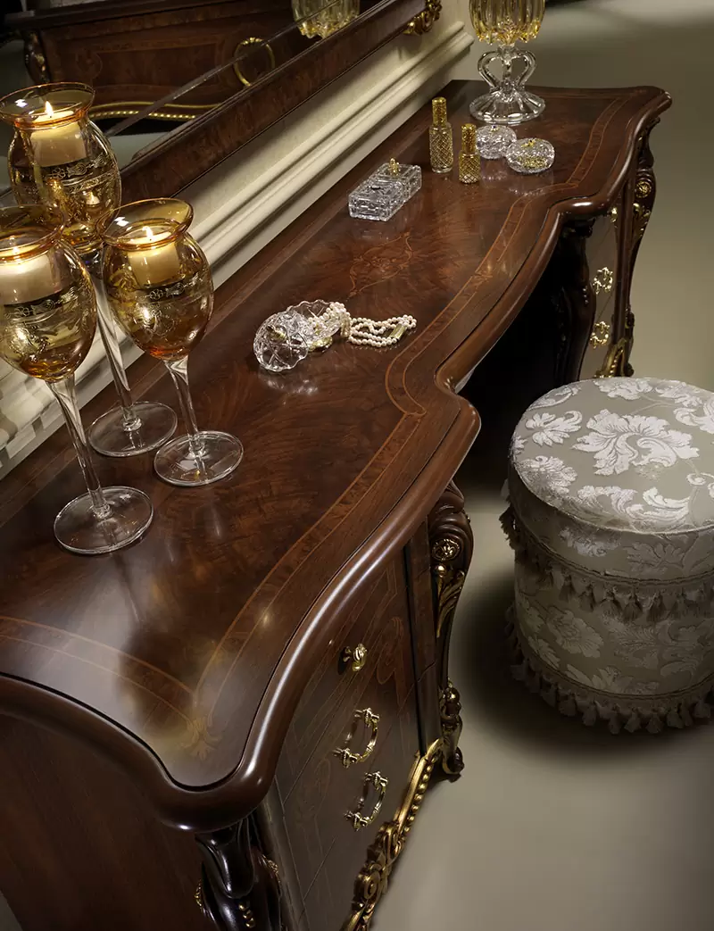 Итальянская спальня Donatello фабрики Arredo Classic Итальянская спальня Donatello фабрики Arredo Classic