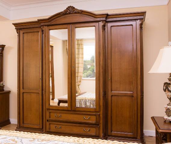 Классический румынский шкаф София