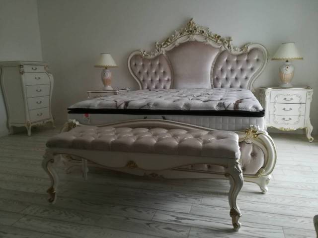 Классическая белая спальня с золотом Людовик Классическая белая спальня с золотом Людовик