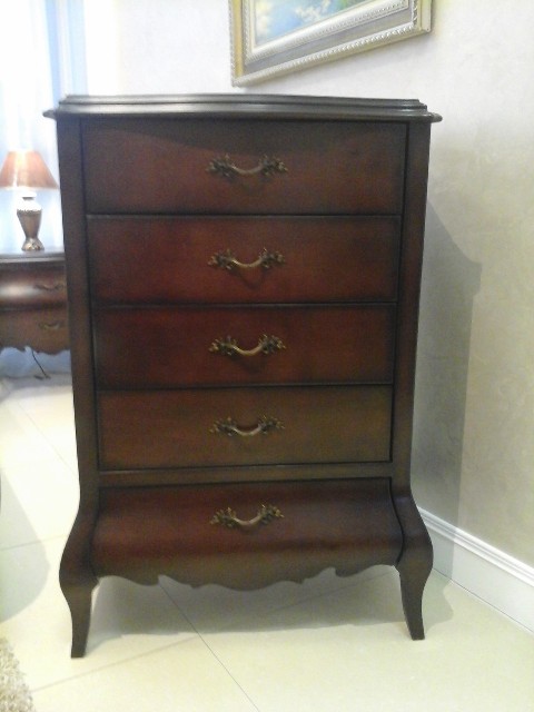 Ореховая мебель для спальни Грация