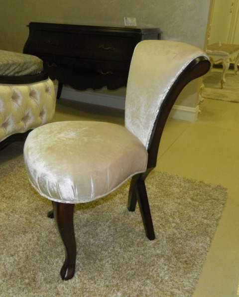 Ореховая мебель для спальни Грация