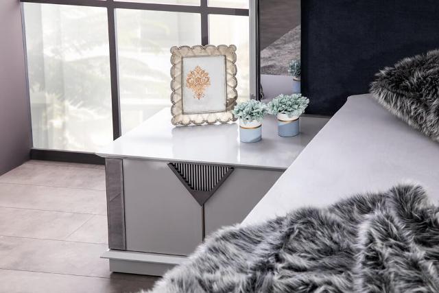 Белая спальня Форте с серебром