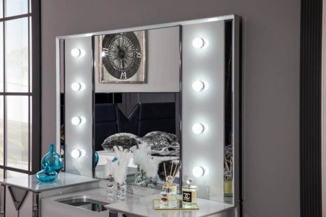 Белая спальня Форте с серебром