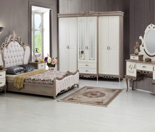 Бежевая классическая спальня Годзе