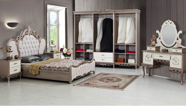 Бежевая классическая спальня Годзе