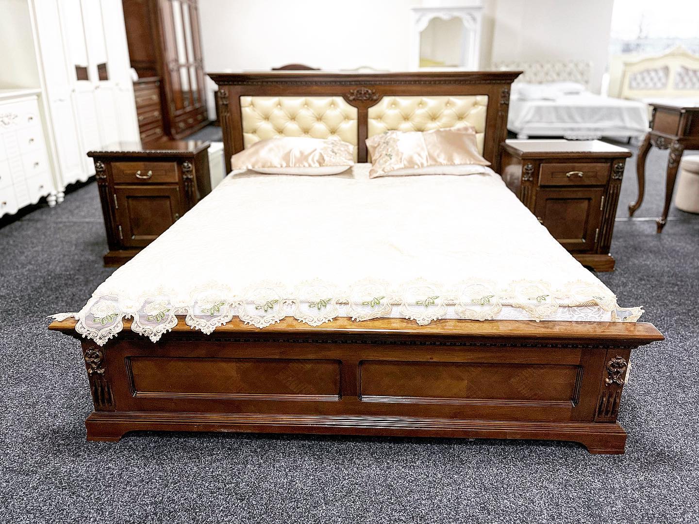 Румынская спальня Виктория, Ардудана Румынская спальня Виктория, Ардудана