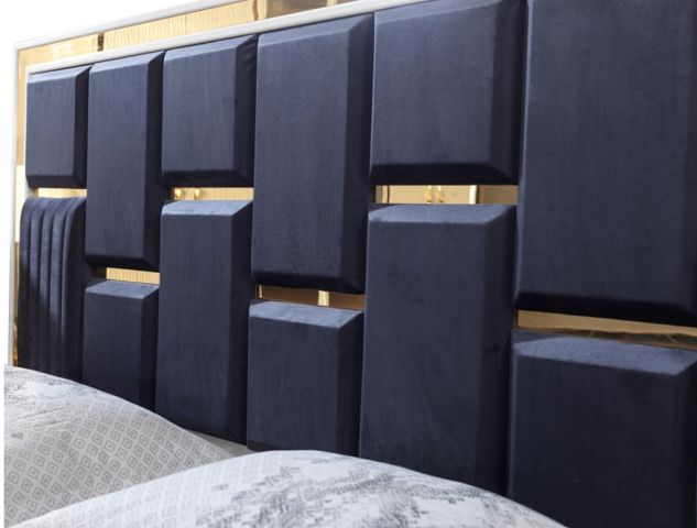 Белая спальня Нобель, Турция